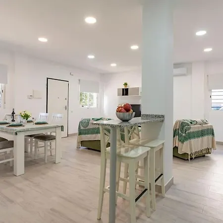Apartment Aurora 64 *
